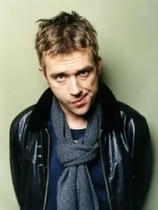 damon-albarn-portrait